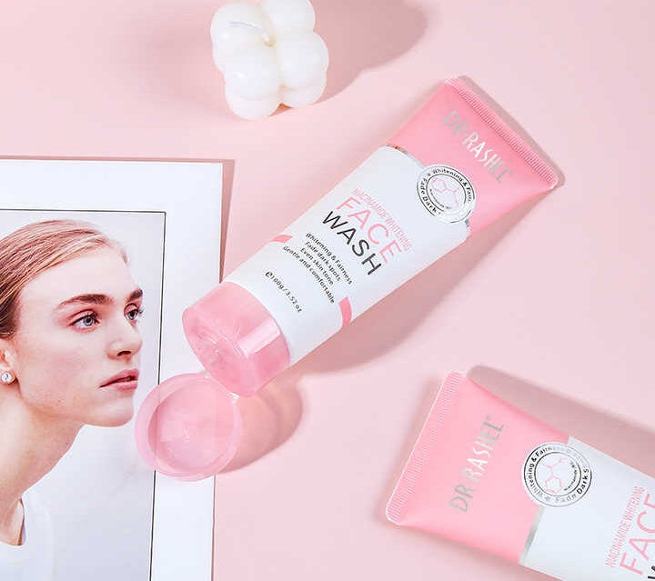 Face Wash Moisturizing Dark Spots Removal Niacinamide Whitening Face Wash