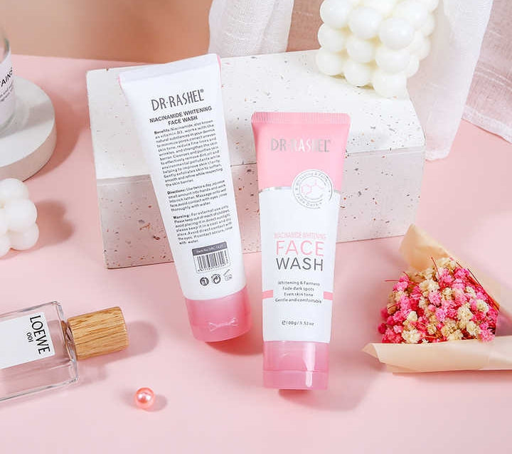 Face Wash Moisturizing Dark Spots Removal Niacinamide Whitening Face Wash